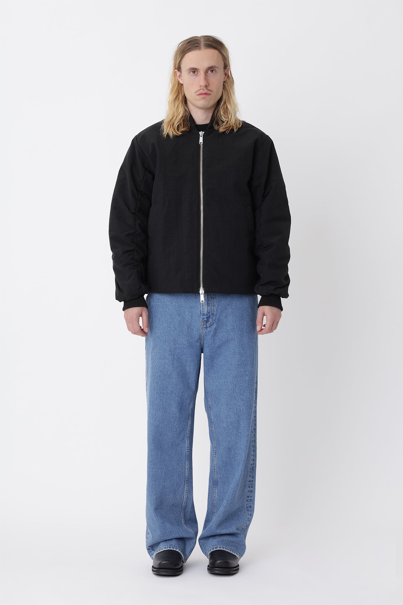 Zain.01 Bomber Jacket - Black