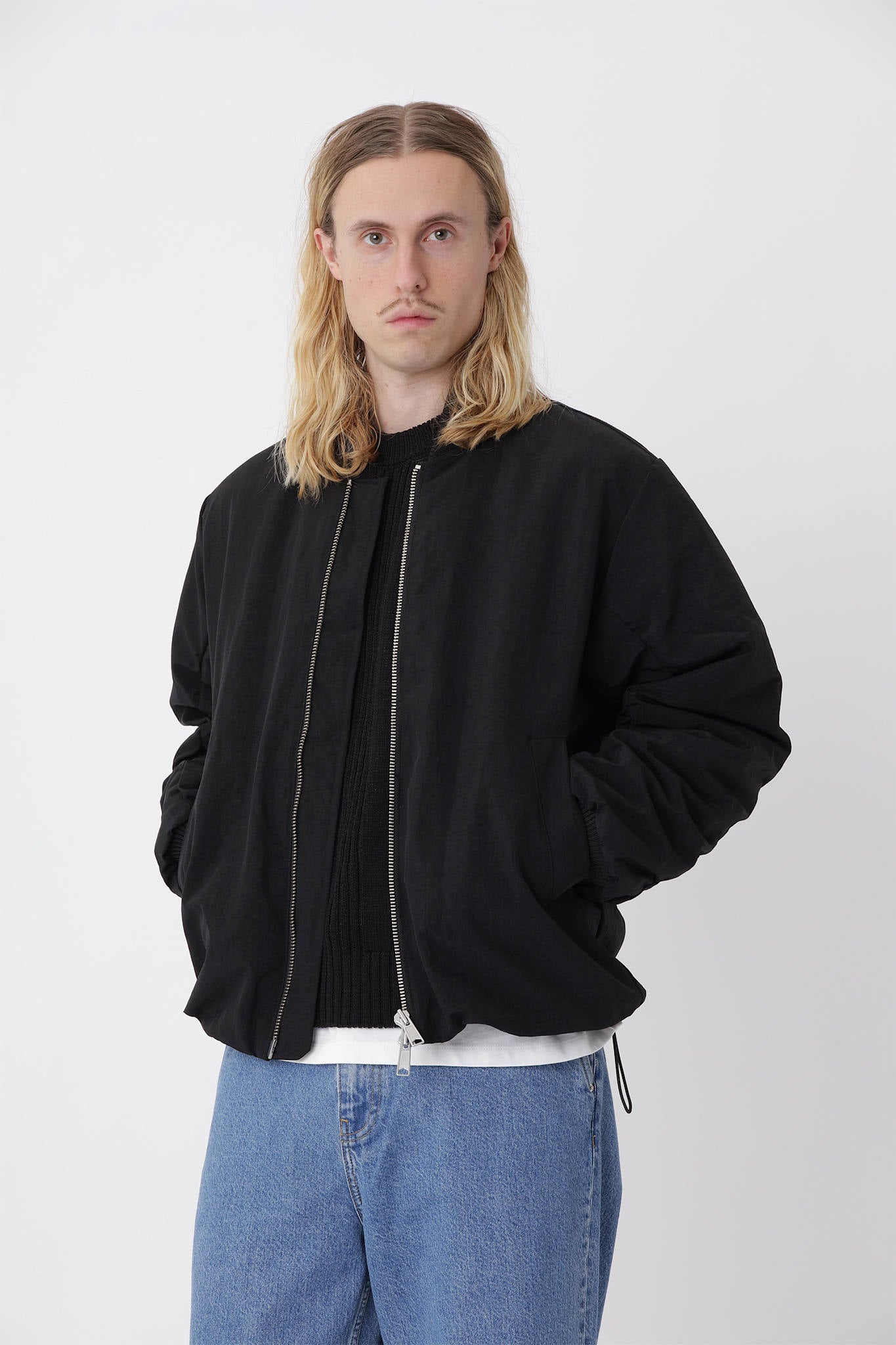 Zain.01 Bomber Jacket - Black