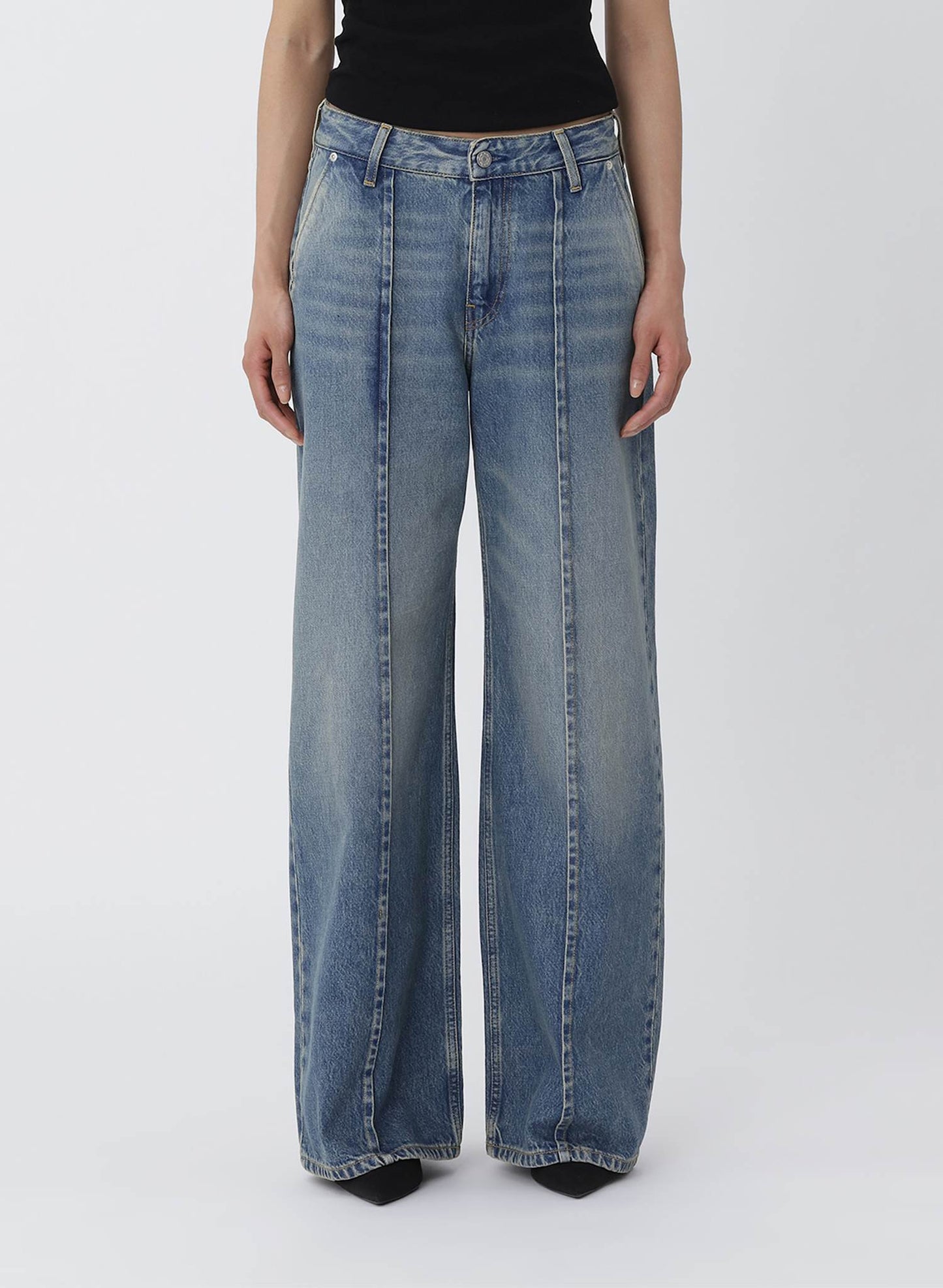Kila Jeans