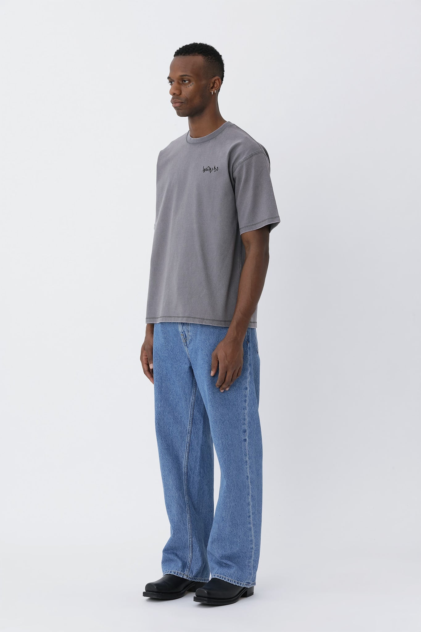 LA.01 Logo T-shirt - Charcoal Gray