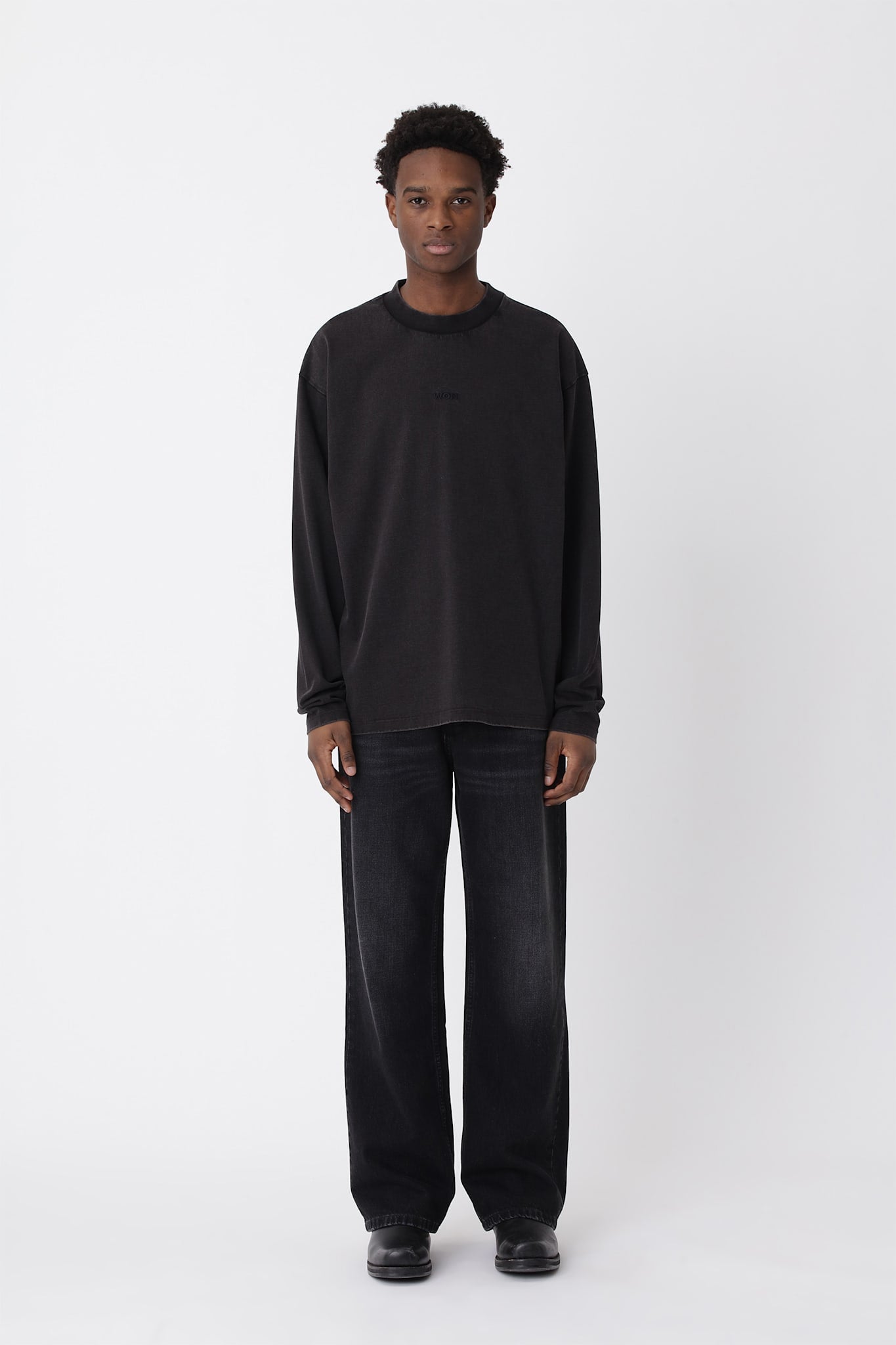 Staff Boxy LS - Washed Black