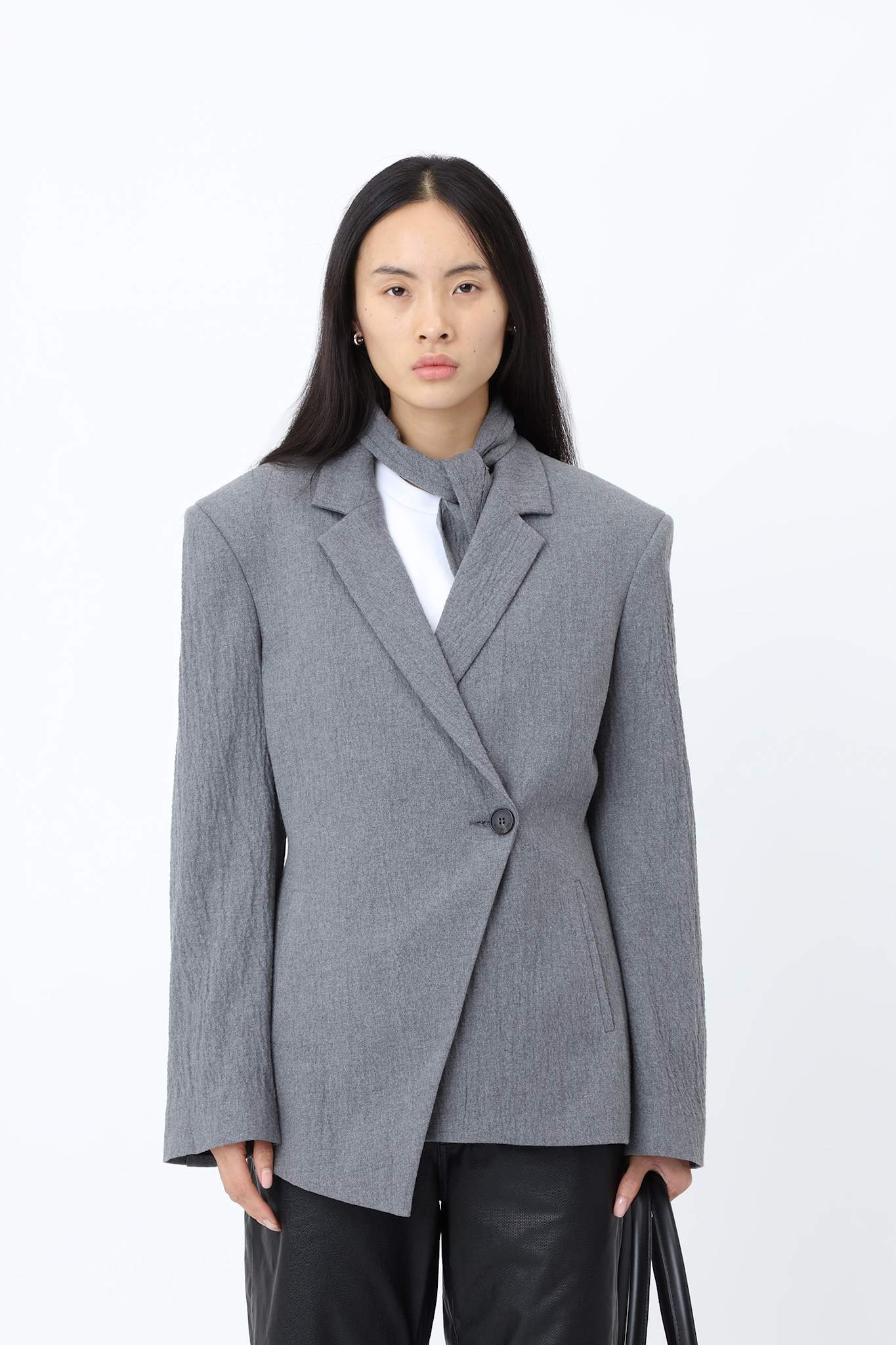Anora Blazer