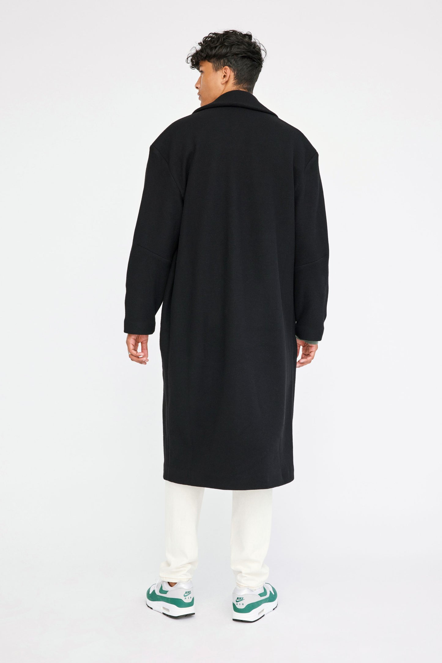 Won Hundred Men Cassius Coat Outerwear Black