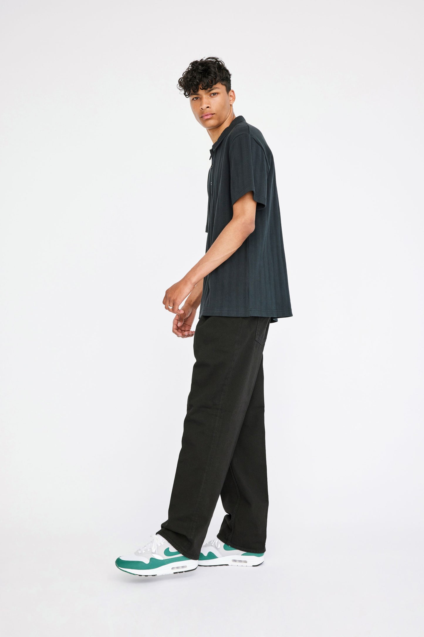 Won Hundred Men Wayne Trousers Trousers Black