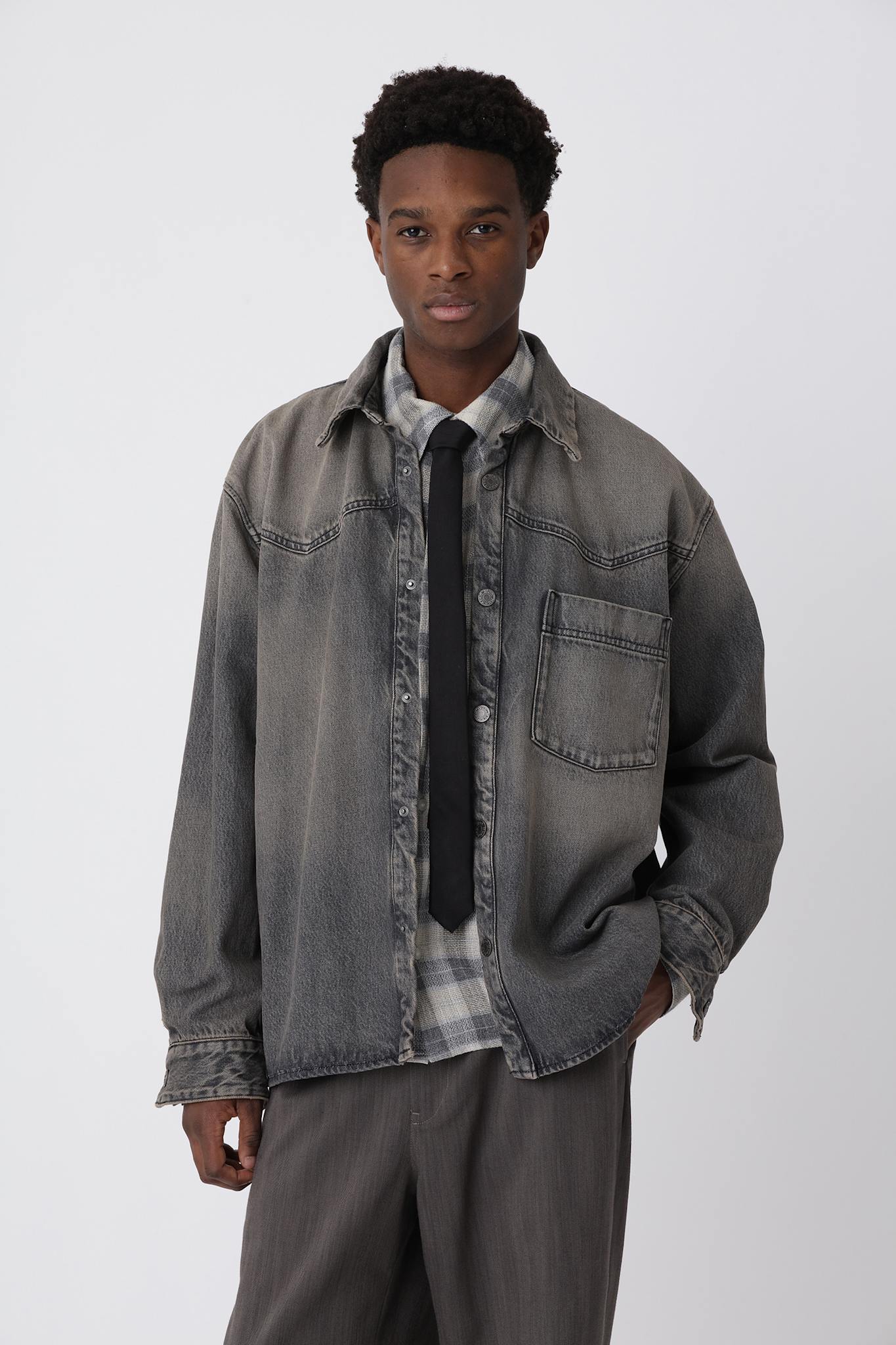 Zayne Denim Shirt - Tintet Grey